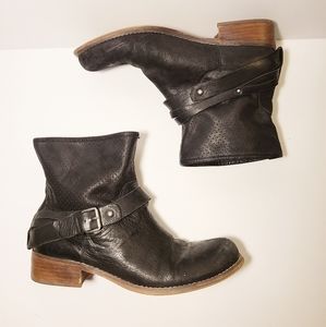 Marc Fisher Rosan Leather Bootie